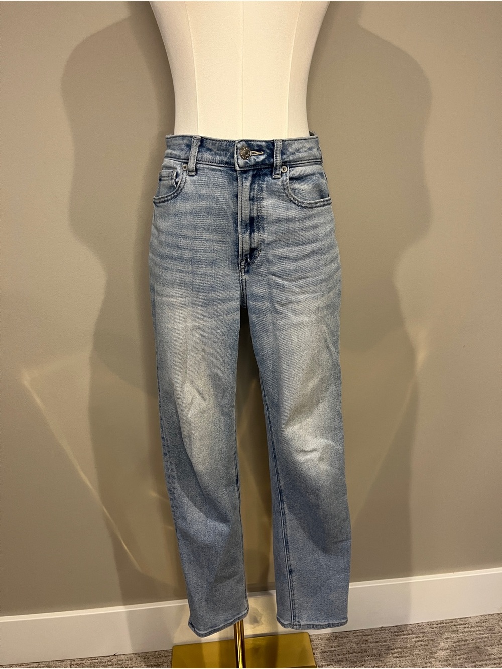 American Eagle Outfitters Light Blue Straight-Leg Jeans